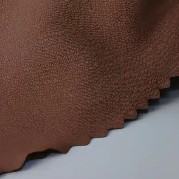 Raved polyester tafelkleed bruin